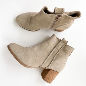Coconuts by Matisse leather heeled booties zip 8.5